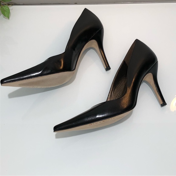 Gianni Bini Leather Black Heels - Picture 5 of 16